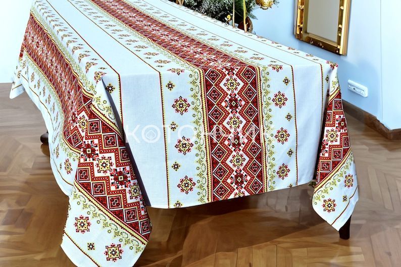 Подарунковий набір скатертина в українському стилі 110х150см+рушники 4 штуки 35х70см "Червоний орнамент" 1971 фото КОТОНЧИК
